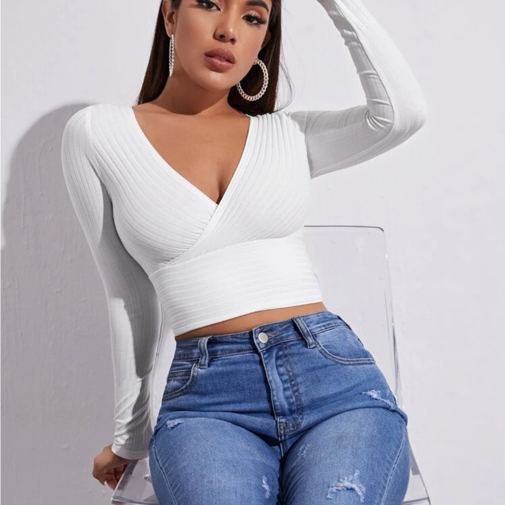 SHEIN White Ribbed Crop Top